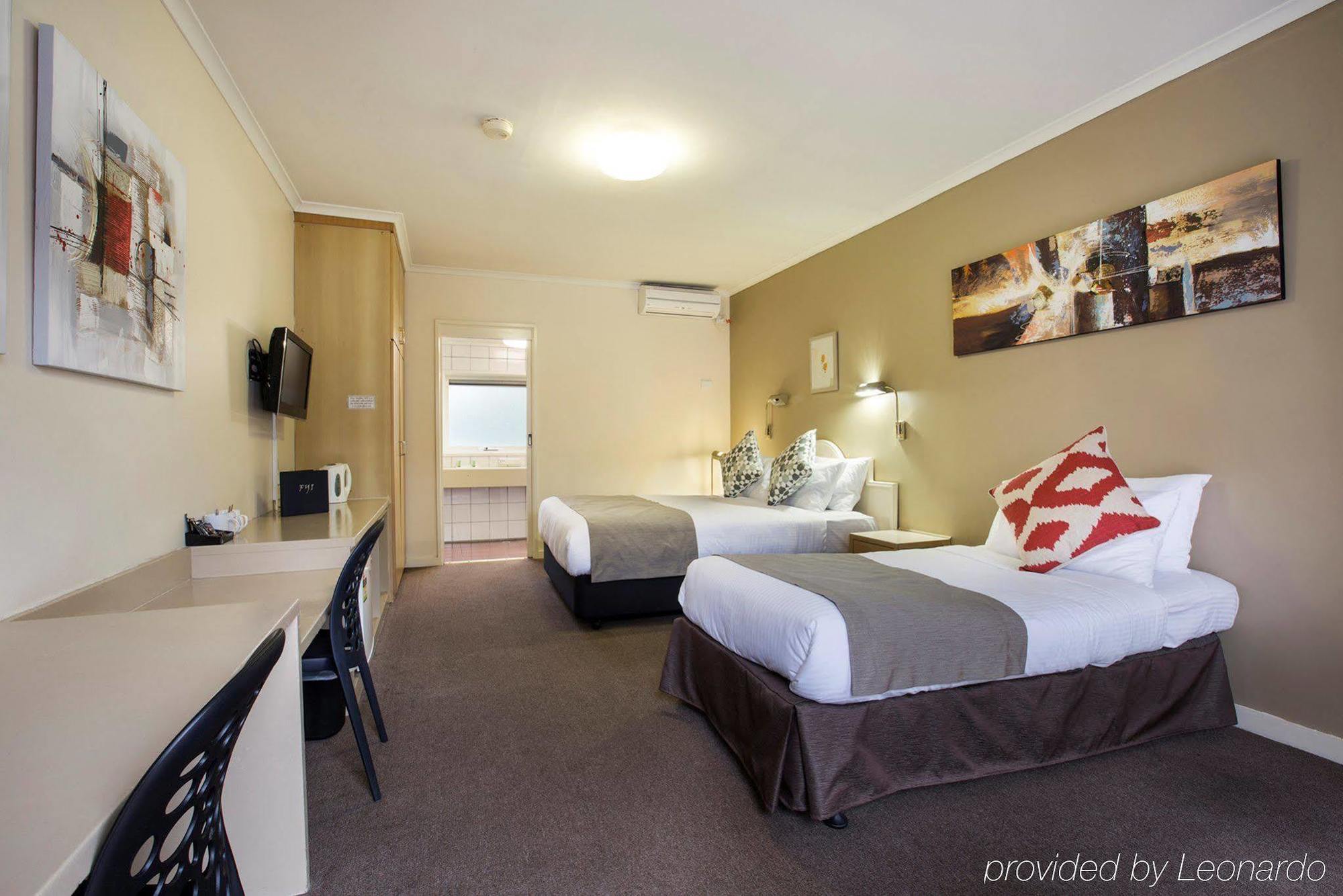 Nightcap At Ferntree Gully Hotel Motel Exterior photo