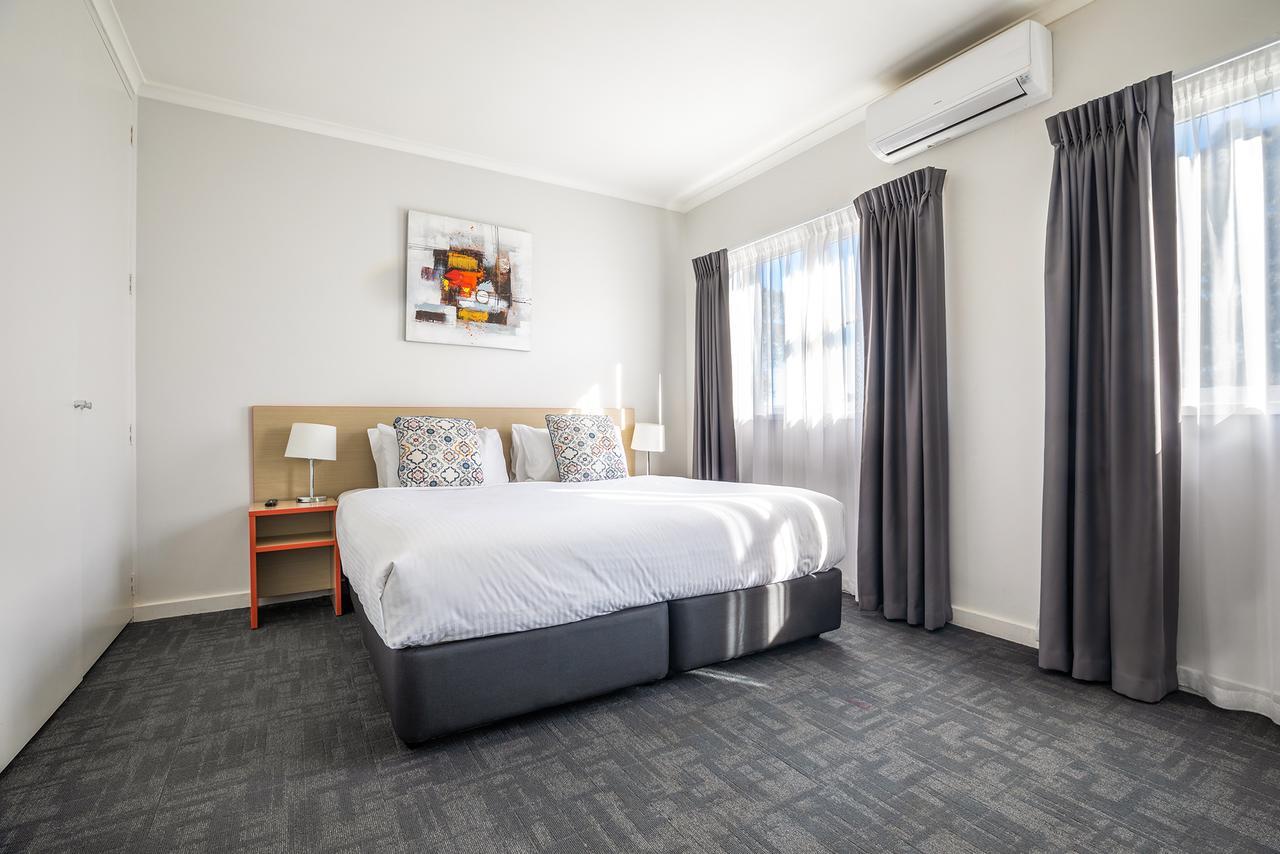 Nightcap At Ferntree Gully Hotel Motel Exterior photo